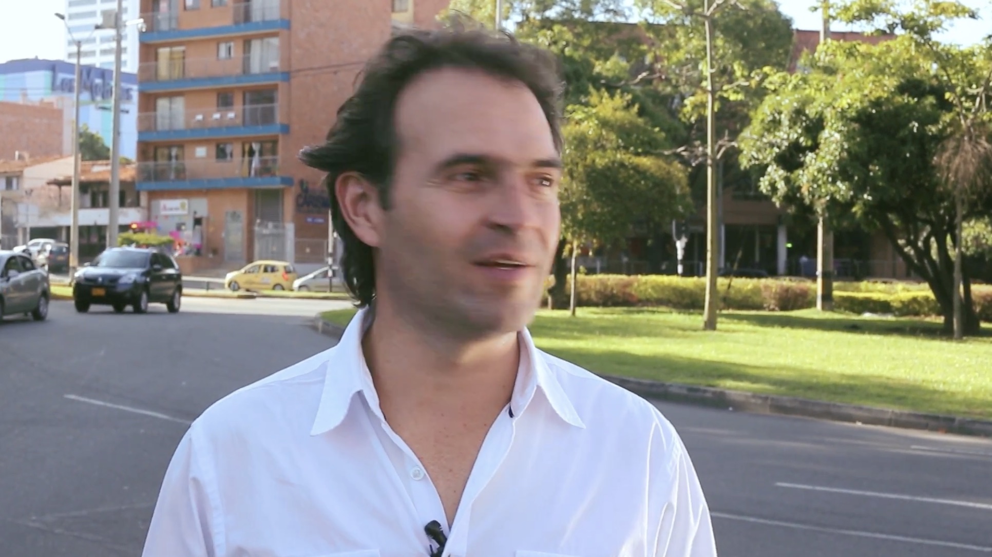 Frame del video del semáforo de la campaña de Federico Gutiérrez a la Alcaldía de Medellín en 2015